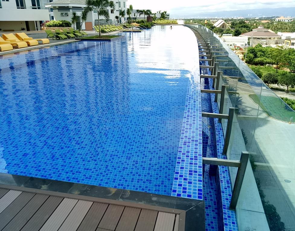 Mactan Newtown Condo Lapu-Lapu City Exterior foto